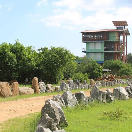 Yala Bay Resort Tissamaharama Kültér fotó